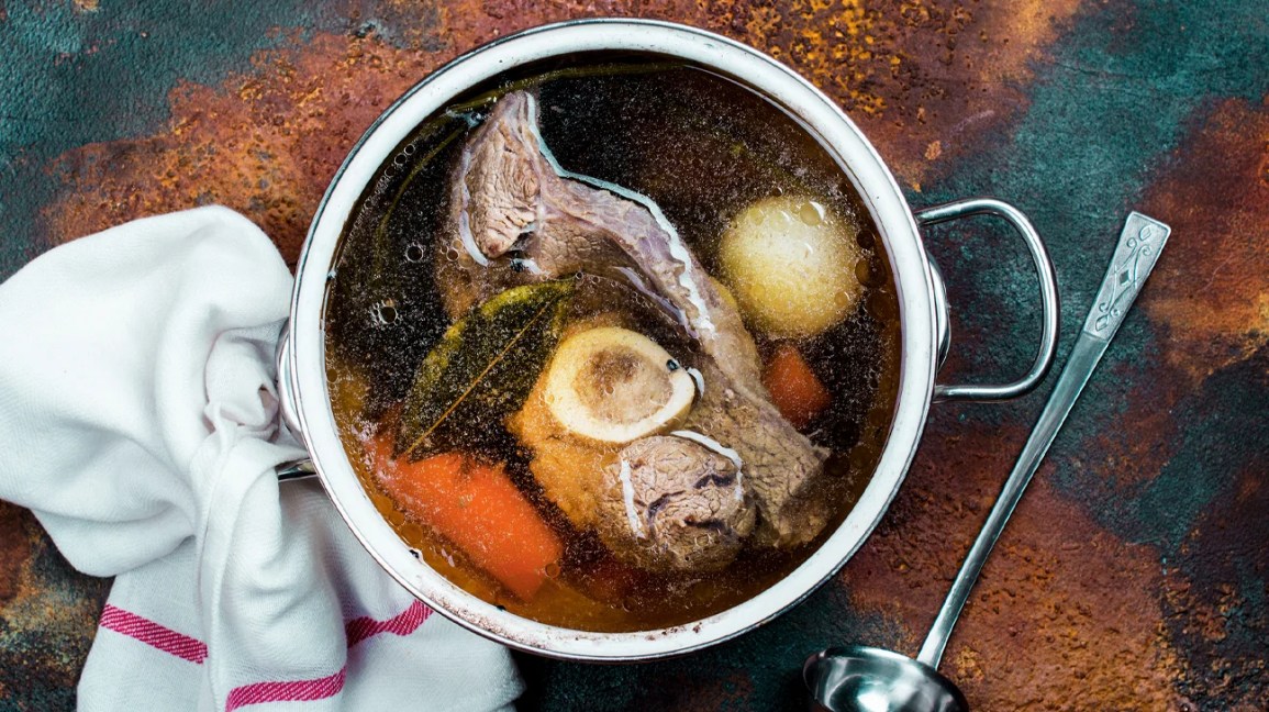 How to Make Bone Broth, Plus Health Benefits